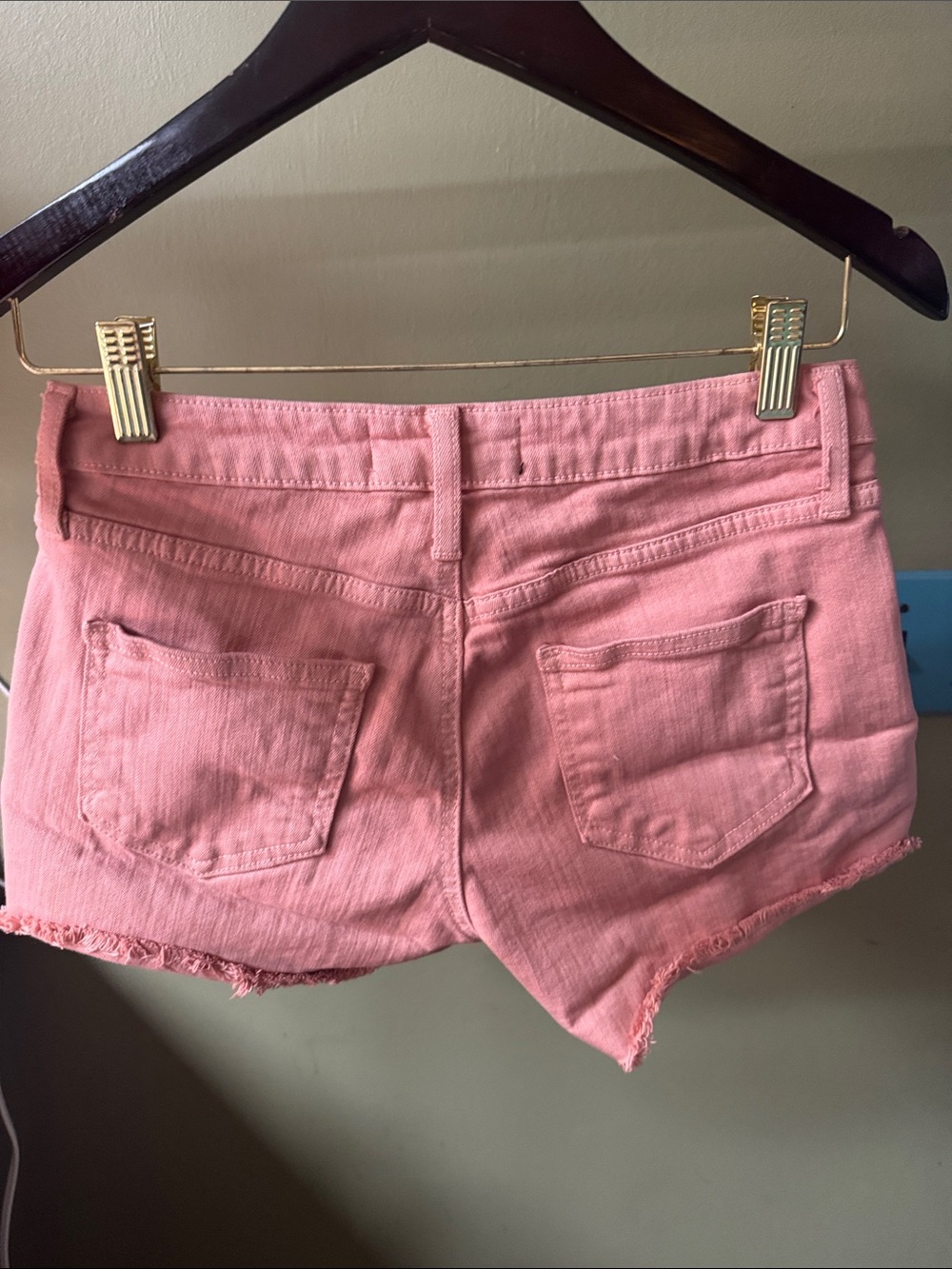 Just Black Denim shorts w/raw hem, 26 - Picture 5 of 5